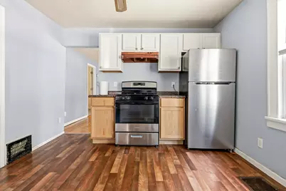 1006 E Land Pl, Milwaukee, WI 53202 - Photo 11