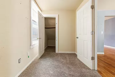 1006 E Land Pl, Milwaukee, WI 53202 - Photo 17