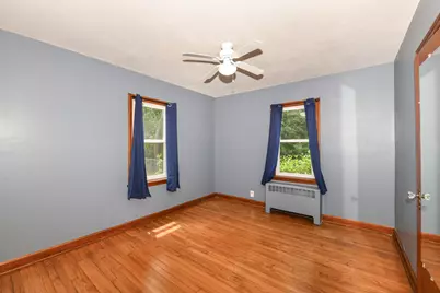 11941 W Howard Ave, Greenfield, WI 53228 - Photo 21