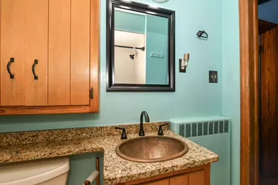 11941 W Howard Ave, Greenfield, WI 53228 - Photo 19