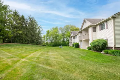 652  Pewaukee Rd #A, Pewaukee, WI 53072 - Photo 27