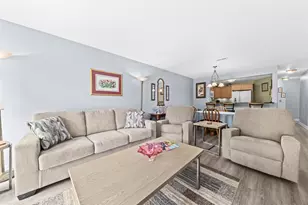 652 Pewaukee Rd, Pewaukee, WI 53072 - Photo 7