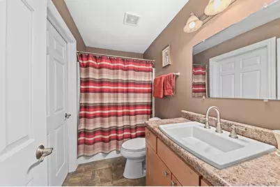652  Pewaukee Rd #A, Pewaukee, WI 53072 - Photo 13