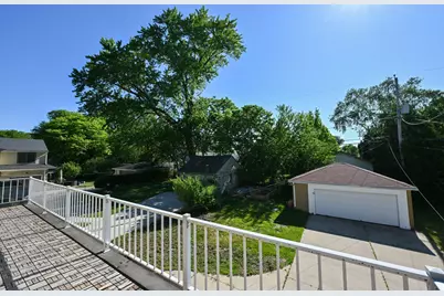 2416 N 91st St, Wauwatosa, WI 53226 - Photo 23