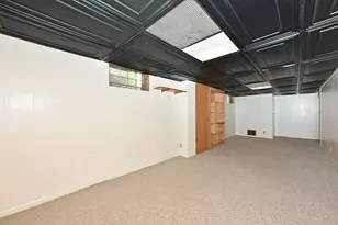 2416 N 91st St, Wauwatosa, WI 53226 - Photo 29