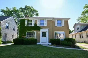 2416 N 91st St, Wauwatosa, WI 53226 - Photo 1