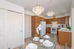14142 W Waters Way, New Berlin, WI 53151 - Photo 15