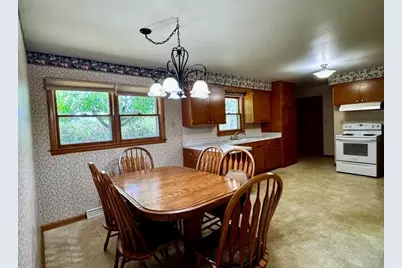 921  Robins Ln, Mukwonago, WI 53149 - Photo 11