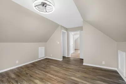 2321 S 19th St, Milwaukee, WI 53215 - Photo 17
