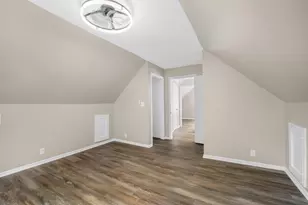 2321 S 19th St, Milwaukee, WI 53215 - Photo 17