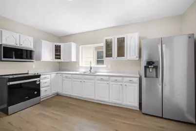 2321 S 19th St, Milwaukee, WI 53215 - Photo 7