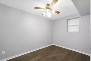 2321 S 19th St, Milwaukee, WI 53215 - Photo 23