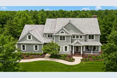 250 E Laurel Cir, Delafield, WI 53018 - Photo 43