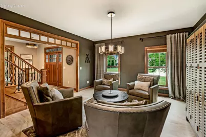250 E Laurel Cir, Delafield, WI 53018 - Photo 3