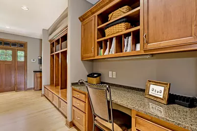 250 E Laurel Cir, Delafield, WI 53018 - Photo 39