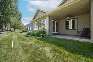248 Lower Woodford Cir, West Bend, WI 53090 - Photo 5