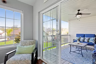 248  Lower Woodford Cir #17, West Bend, WI 53090 - Photo 31