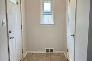 6403 48th Ave, Kenosha, WI 53142 - Photo 5