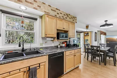 700 E Hobby Ln, Oak Creek, WI 53154 - Photo 21