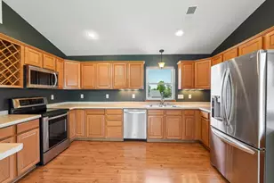 865 Prairie Gdns -, Kewaskum, WI 53040 - Photo 13