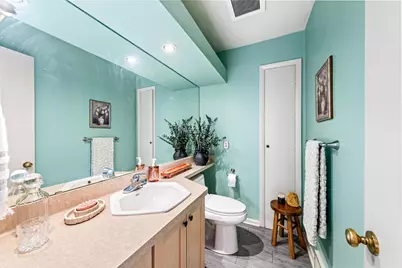 111 N 85th St, Wauwatosa, WI 53226 - Photo 15
