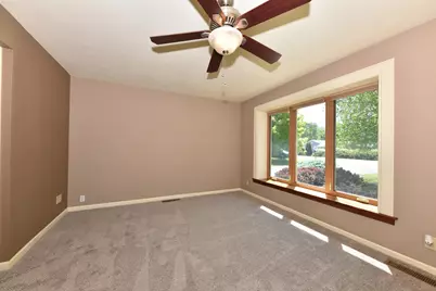 10852 S Richard Rd, Oak Creek, WI 53154 - Photo 3