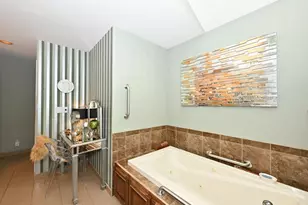 3554 Cranberry Ln, Racine, WI 53404 - Photo 11