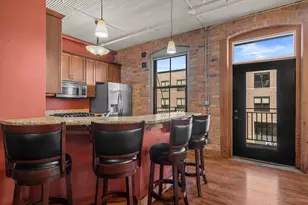 1818 N Water St, Milwaukee, WI 53202 - Photo 11