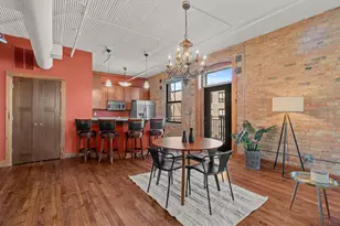 1818 N Water St, Milwaukee, WI 53202 - Photo 9