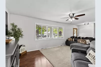 3813 S 13th St, Sheboygan, WI 53081 - Photo 7