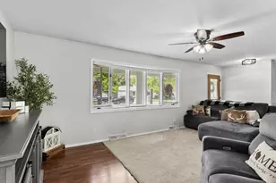 3813 S 13th St, Sheboygan, WI 53081 - Photo 7