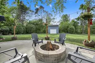 11300 Parkview Ln, Hales Corners, WI 53130 - Photo 35