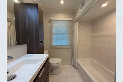 9385 N Lake Dr, Bayside, WI 53217 - Photo 33