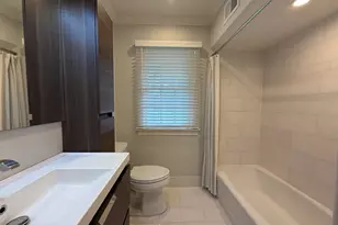 9385 N Lake Dr, Bayside, WI 53217 - Photo 33