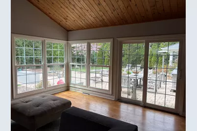 9385 N Lake Dr, Bayside, WI 53217 - Photo 17