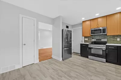 7029 W Hampton Ave, Milwaukee, WI 53218 - Photo 23