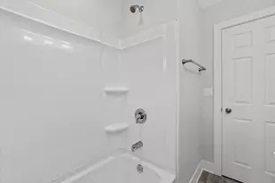 7029 W Hampton Ave, Milwaukee, WI 53218 - Photo 33