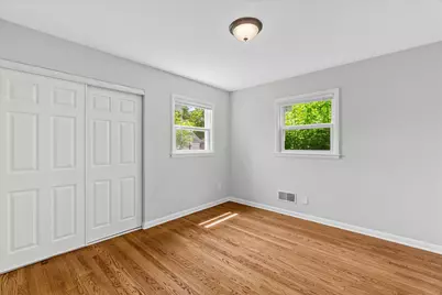 7029 W Hampton Ave, Milwaukee, WI 53218 - Photo 45