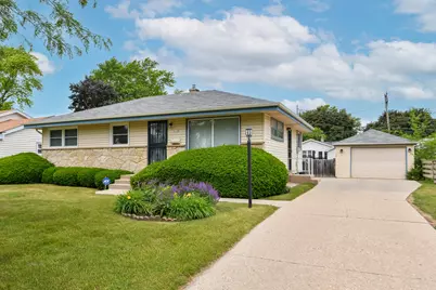 8100 W Lynmar Ter, Milwaukee, WI 53222 - Photo 3