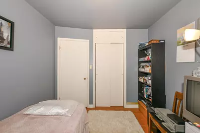 8100 W Lynmar Ter, Milwaukee, WI 53222 - Photo 21