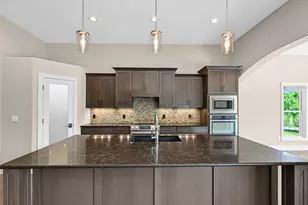 36860 Stillwater Dr, Summit, WI 53066 - Photo 9