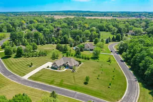 36860 Stillwater Dr, Summit, WI 53066 - Photo 51