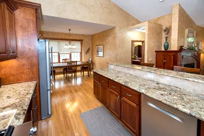 N63W23898  Terrace Dr #17, Sussex, WI 53089 - Photo 21