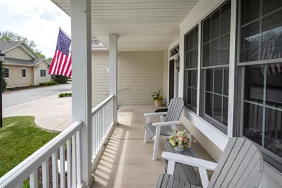 N63W23898  Terrace Dr #17, Sussex, WI 53089 - Photo 7