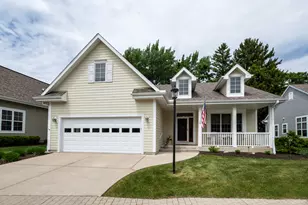 N63W23898 Terrace Dr, Sussex, WI 53089 - Photo 3