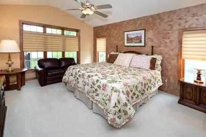 N63W23898  Terrace Dr #17, Sussex, WI 53089 - Photo 29