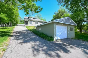 7965 McHenry St, Burlington, WI 53105 - Photo 37