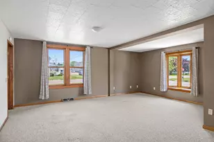 201 W Hogg St, Melrose, WI 54642 - Photo 3