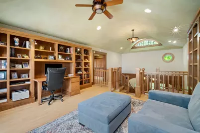 7541 S Cambridge Dr, Franklin, WI 53132 - Photo 33