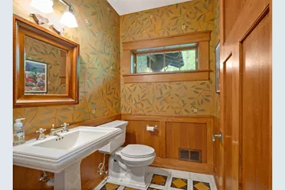 7541 S Cambridge Dr, Franklin, WI 53132 - Photo 25